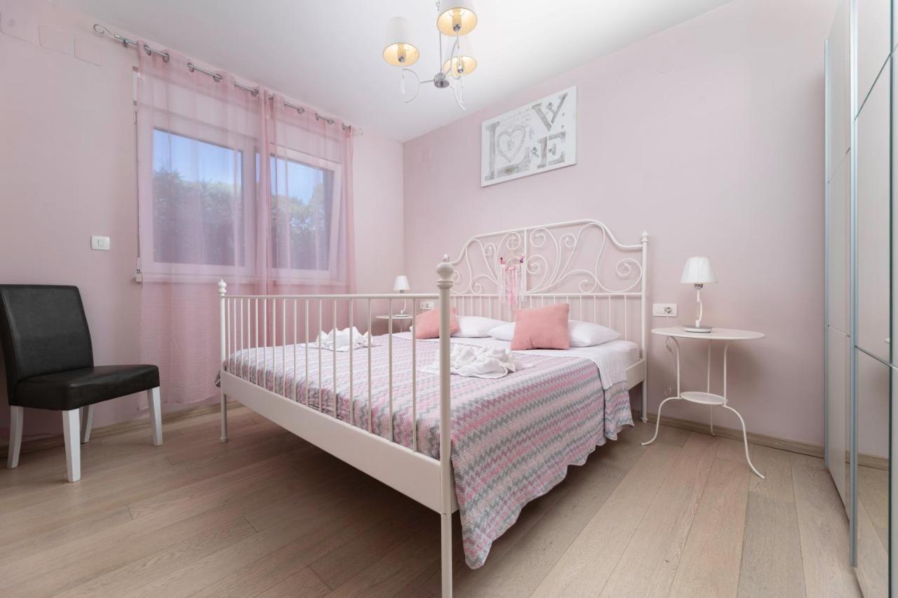 Waterfront Apartments Pia - Marija マリンスカ エクステリア 写真