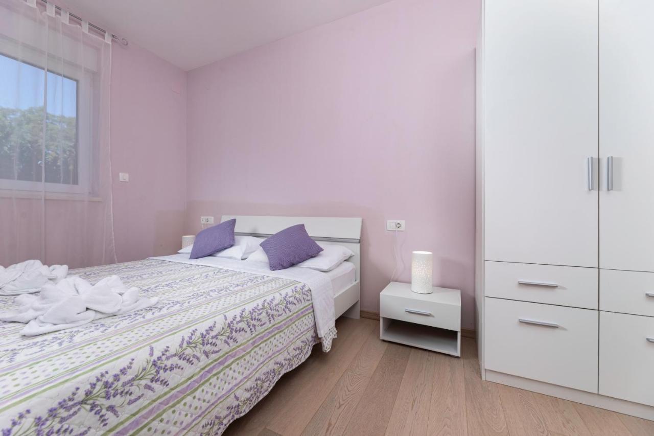 Waterfront Apartments Pia - Marija マリンスカ エクステリア 写真