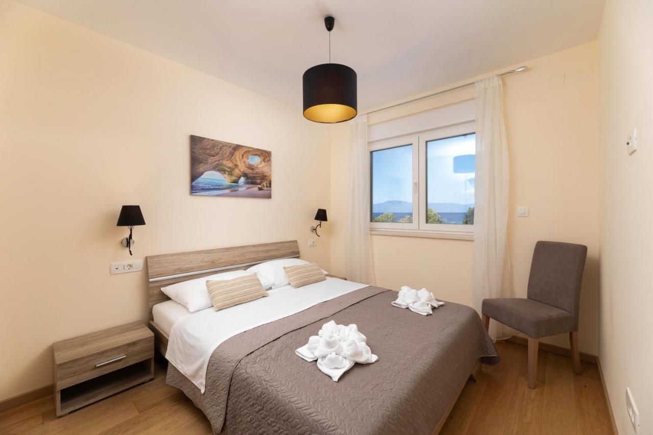 Waterfront Apartments Pia - Marija マリンスカ エクステリア 写真
